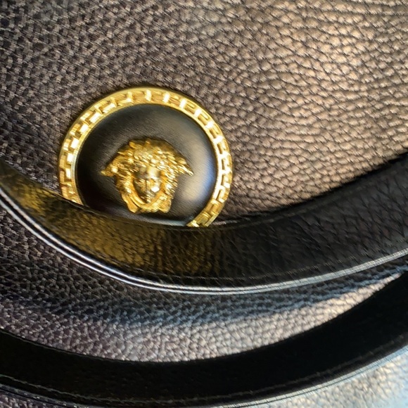 Classic Versace handbag - Picture 12 of 13